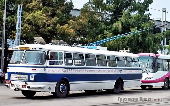 В мае 1972 г. был начат выпуск троллейбусов «Чёллима 72». В Пхеньяне работает один такой троллейбус. Габаритные размеры по кузову – 12 000х2500х3270 мм. Максимальная скорость – 45 км/ч, мощность ТЭД – 95 кВт