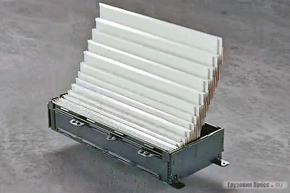 Модуль батареи Ultium. Использованы элементы в виде пакетов. В отличие от рулонных (как у Tesla), они лучше компонуются в автомобиле