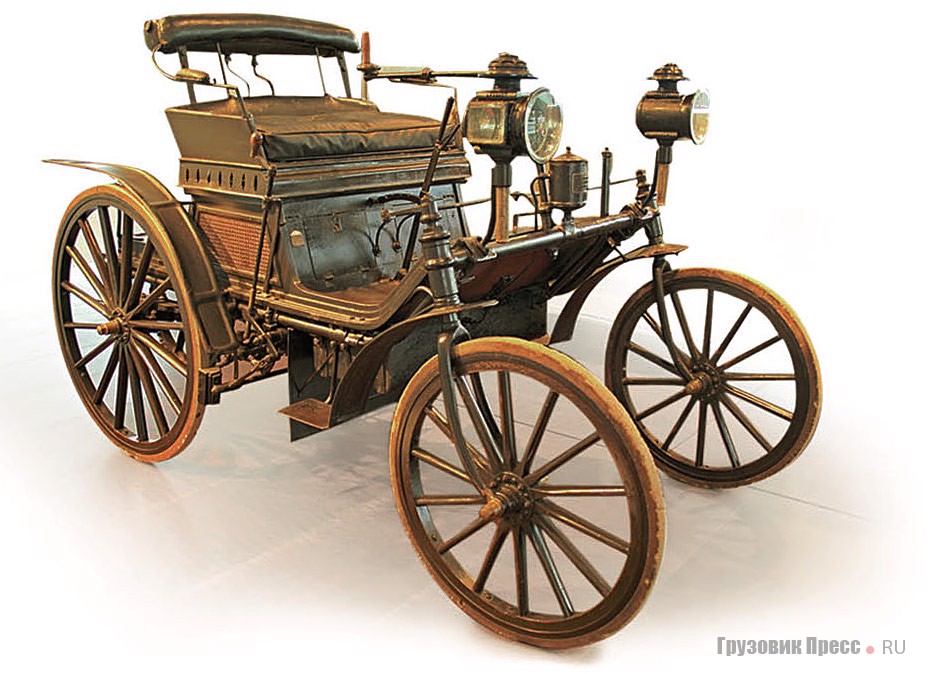 Первые машины как называются. Первый Мерседес Бенц 1892. 1894 Daimler. Автомобиль Даймлер 1890. Автомобили 19 века.