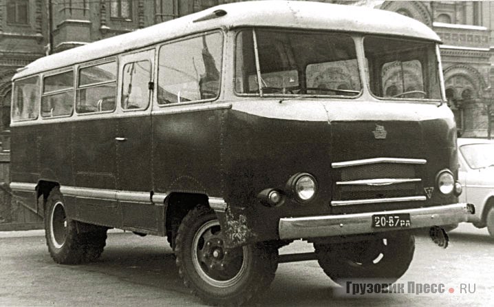 Автобус АВ-8 проходил испытания в деревне Городна МО