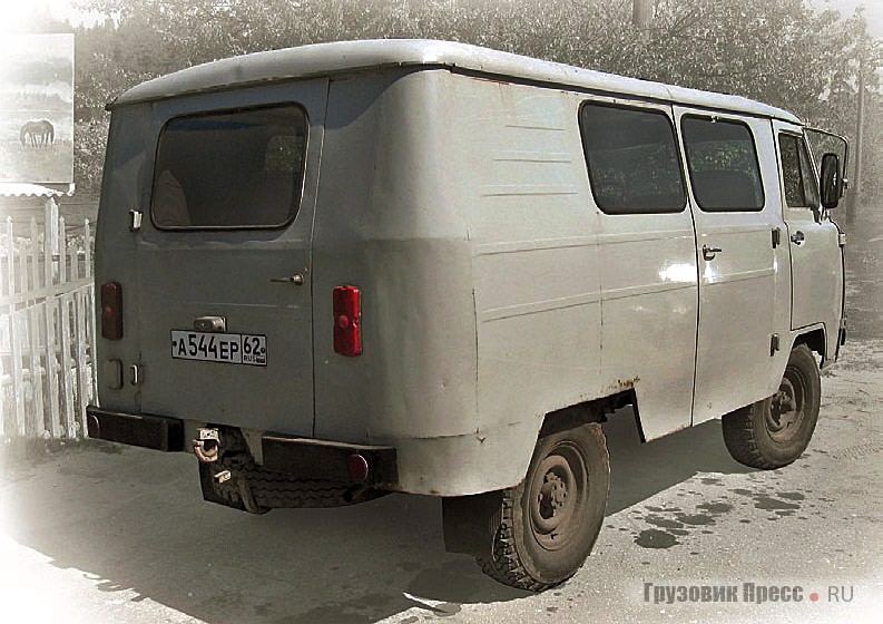 Грузопассажирский фургон АС-01 позднего выпуска (1993 г.)