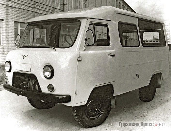 Микроавтобус АС-01АМ с новым кузовом