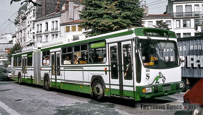 Renault RER 180H на улицах Сент-Этьена. После завершения эксплуатации в 2001-м году восемь дуобусов были проданы в Тулу