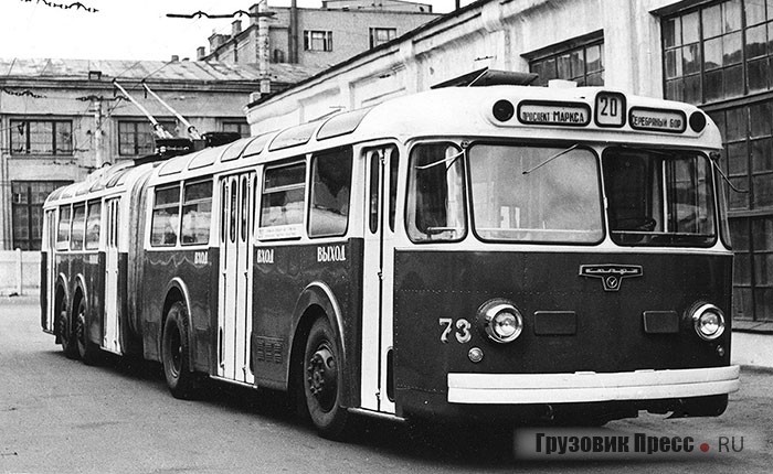 ТС-2 в 1-м троллейбусном парке