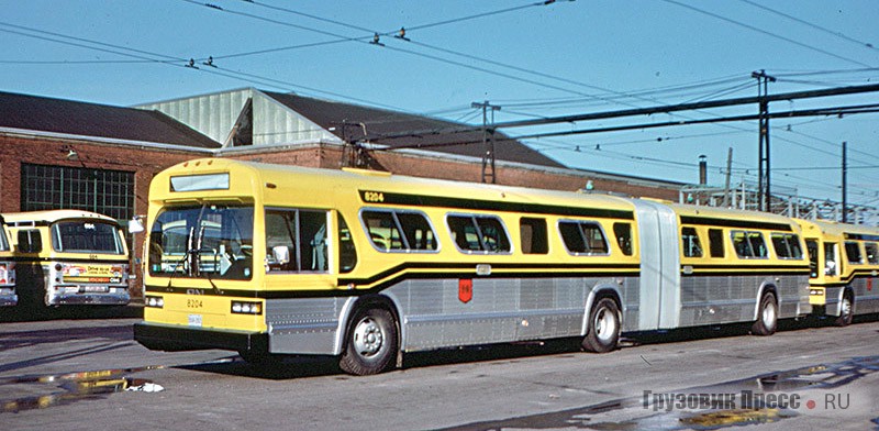   Автобусы GMC-TA60-102N вовсю трудятся в Hamilton Street Railwa, Гамильтон