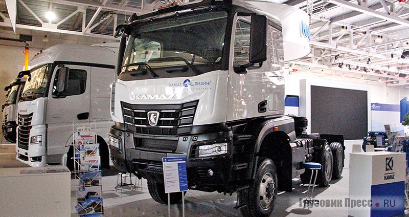 Седельный тягач КамАЗ-65955-92 (6х6) способен работать в составе автопоезда полной массой 100 т