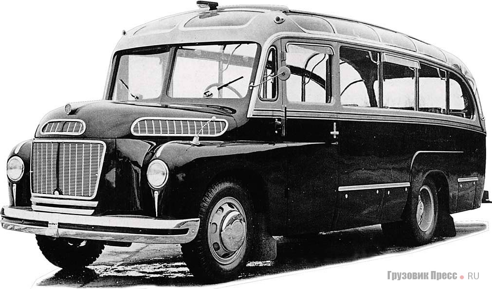 Автобус на шасси Steyr 380
