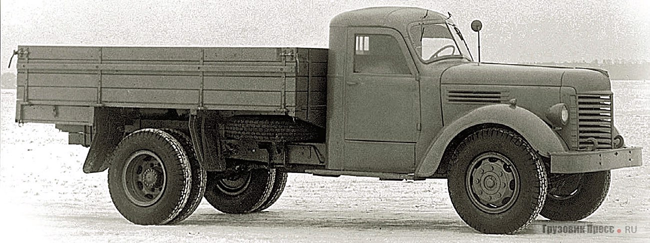 Опытный образец ЗИС-150 № 2 с деревянной кабиной. Москва, 1945 г. 