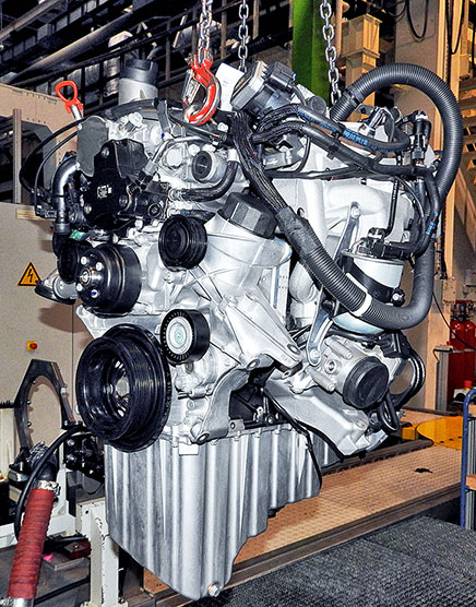 Двигатель ОМ646 Euro 5: 2148 cм<sup>3</sup>, 109 или 136 л.с., крутящий момент 280 или 320 H∙м, в зависимости от выбранной модификации