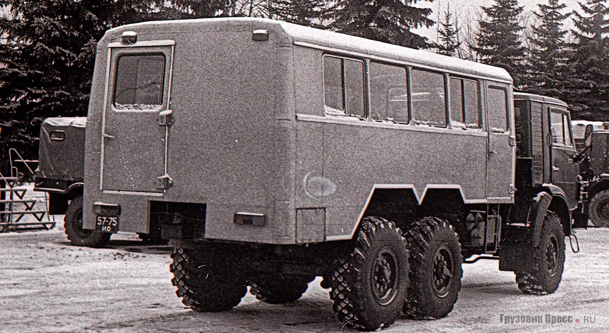 Опытный образец «вахтовки» ТС-49641 на шасси КАМАЗ-4310, 1996 г.