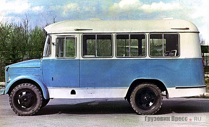 Автобус на шасси ГАЗ-51А. Кузов идентичен модели КАвЗ-685, разве что короче его на один ряд сидений