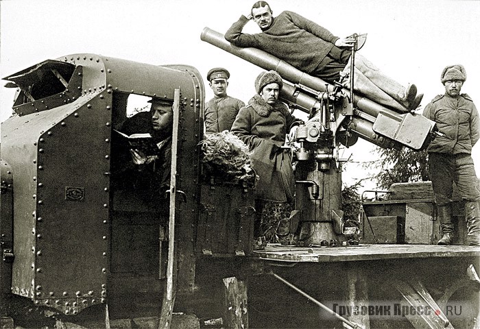 Бронированная зенитка Путиловского завода на шасси «Руссо-Балт Т 40/65». Западный фронт, 1915 г.