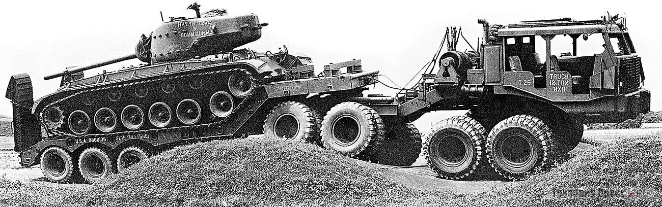 Sterling T26 с полуприцепом Т58Е1 на испытаниях, 1945 г. В качестве груза – опытный танк Т26Е1