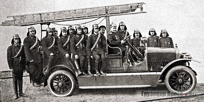 Единственная известная фотография пожарной машины «Руссо-Балт D 24/40» была опубликована в каталоге IV Международной автомобильной выставки. 1913 г.